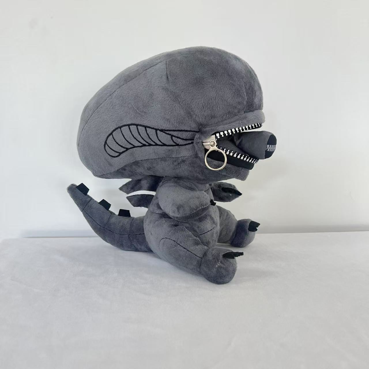 Alien Xenomorph Plush Toy with - Xenomorph Kids Toys ulasan dan harga